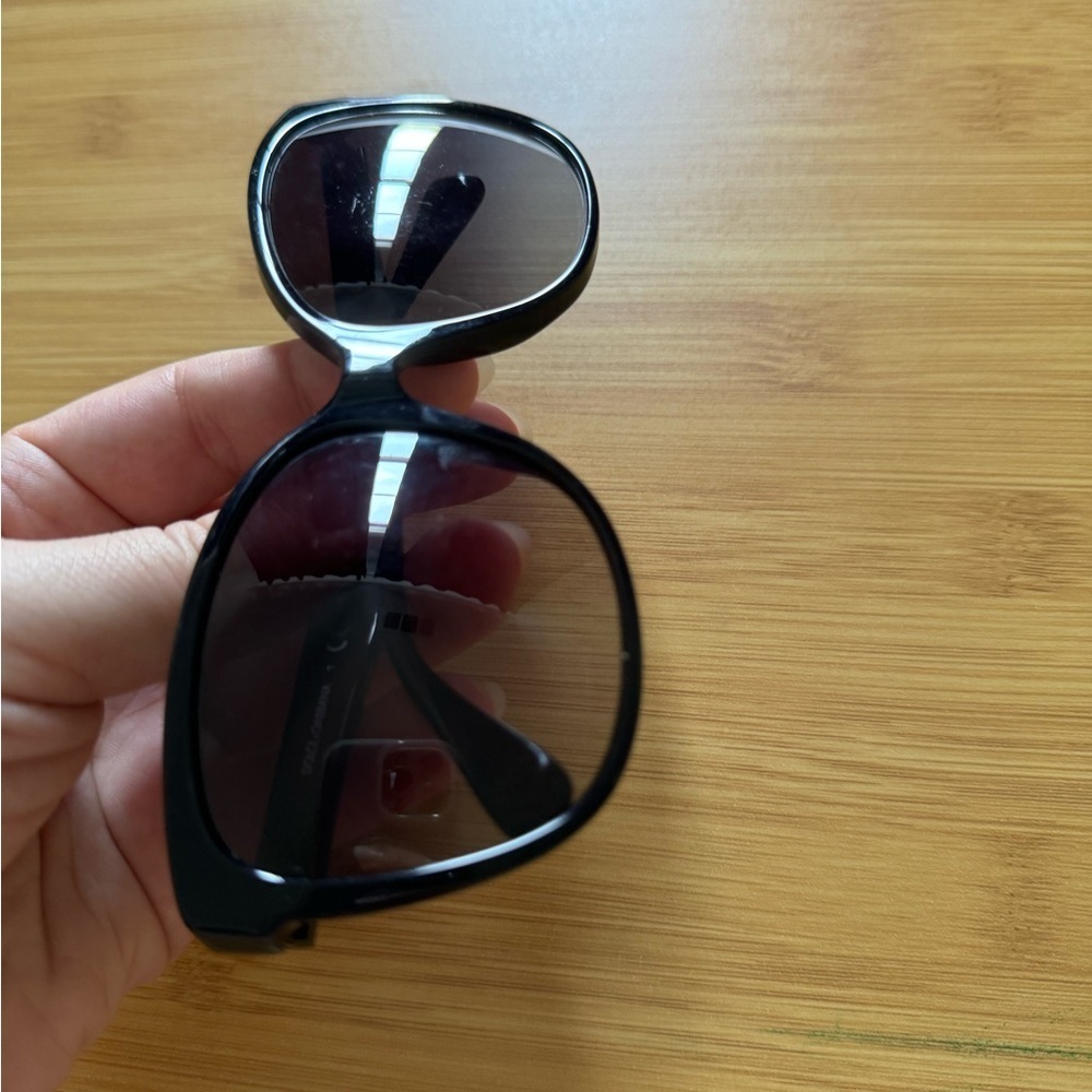 D&G Dolce and Gabbana women sunglasses - Picture 3 of 4